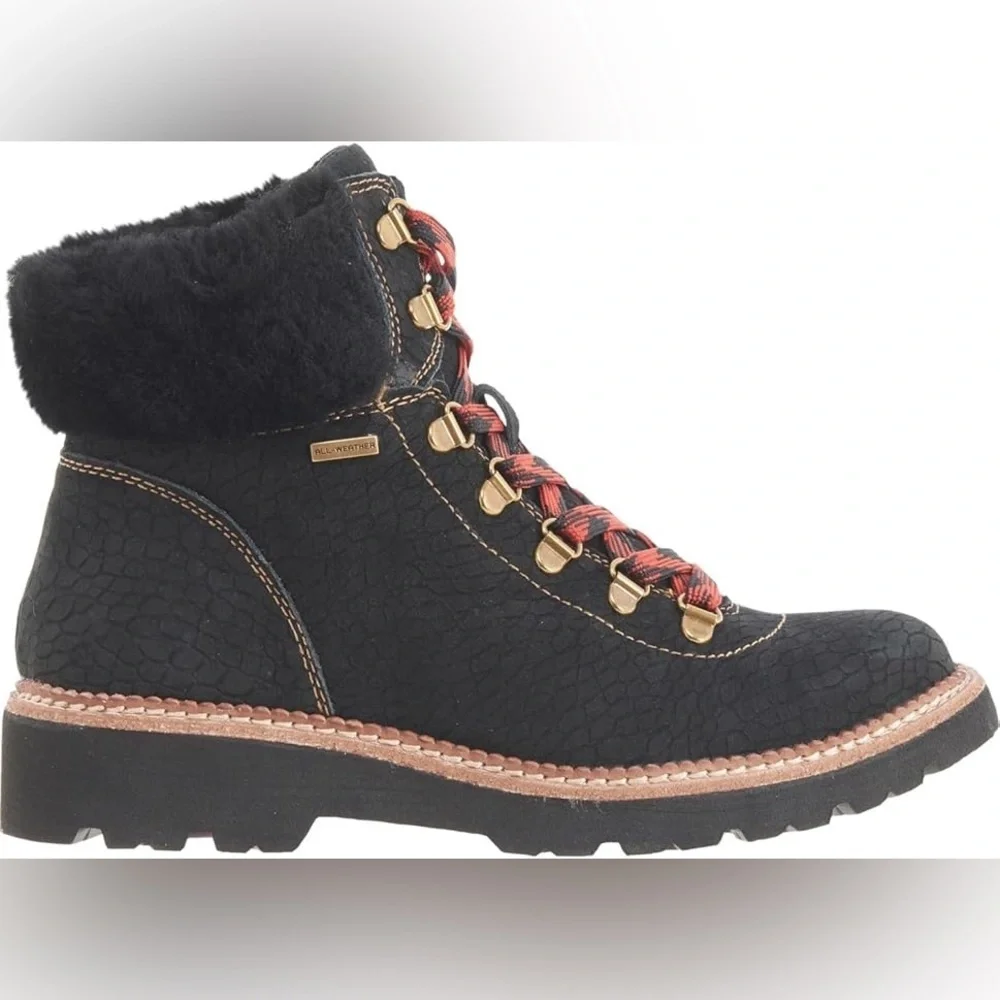 Bionica Danie black suede lace up boots with shearling collar Size 7.5